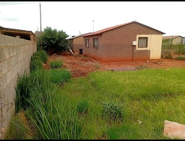 2 BEDROOM HOUSE FOR SALE IN RIETVALLEI